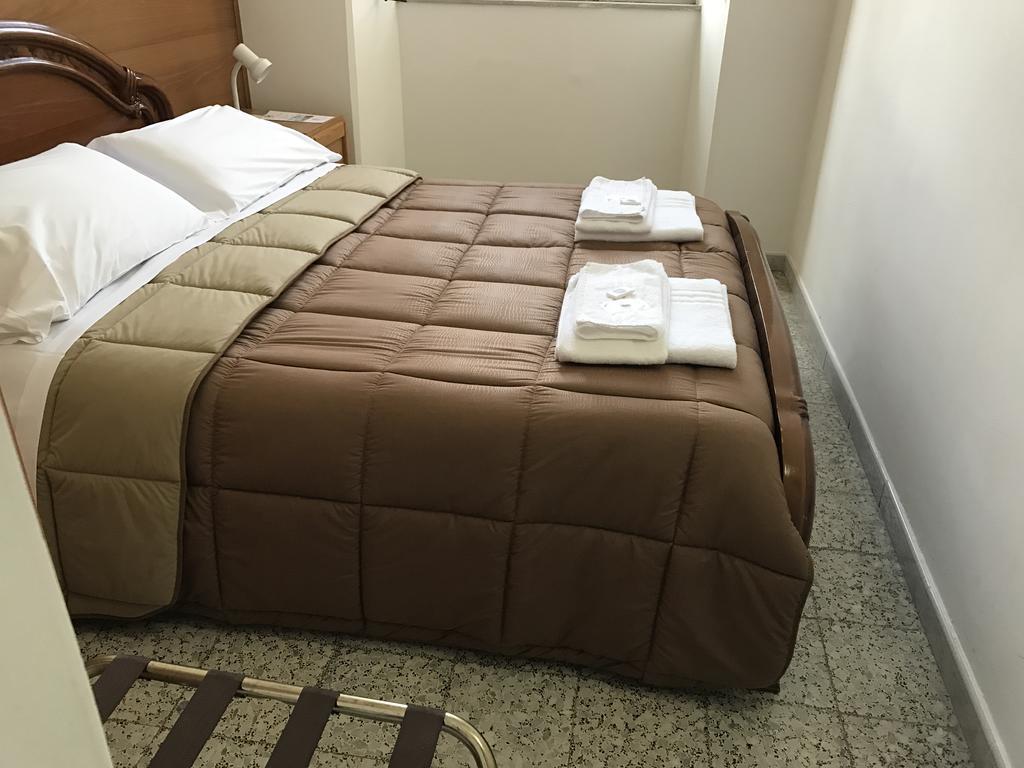 Casa San Tommaso Hotel Linguaglossa Bilik gambar
